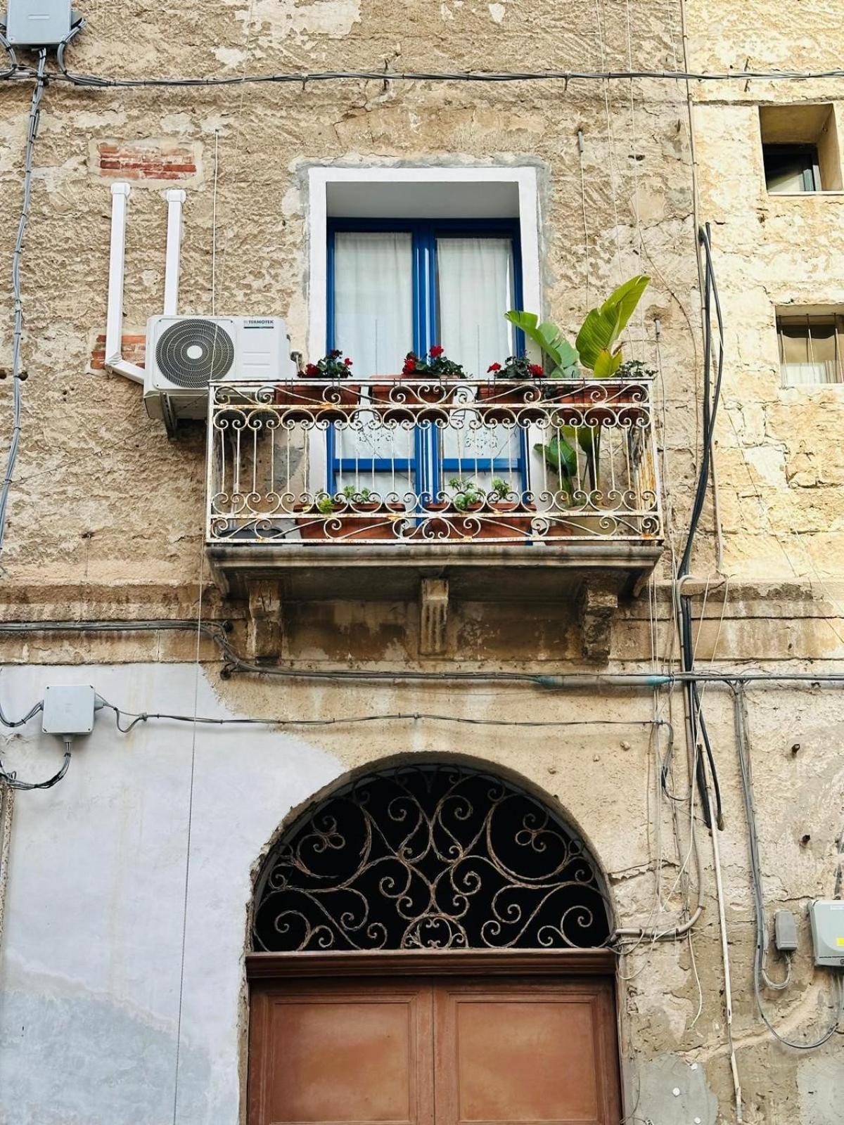 Donna Jona Apartamento Trapani Exterior foto